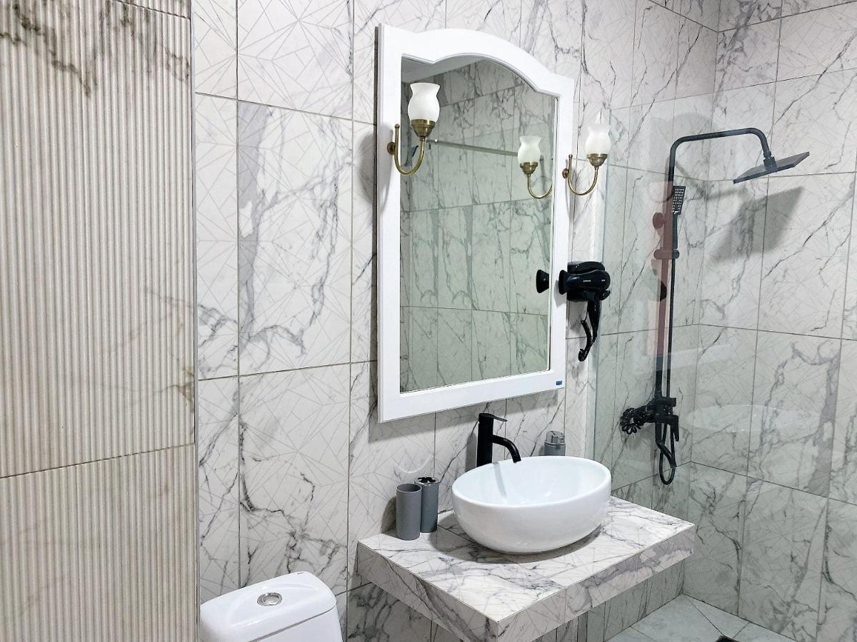 Gloriya Hotel Lidzava Екстериор снимка